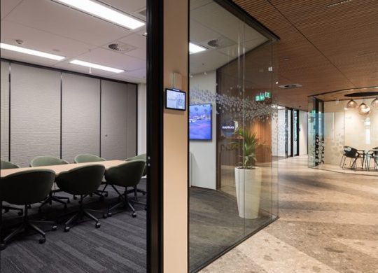 2A4A1769-5_E132_A132_prod-690x460