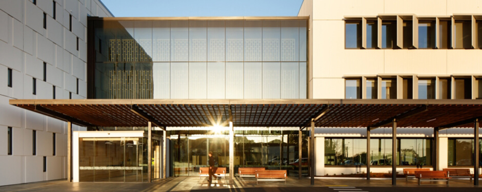 TRACKLOK Seismic Bracing Protects Burwood Hospital